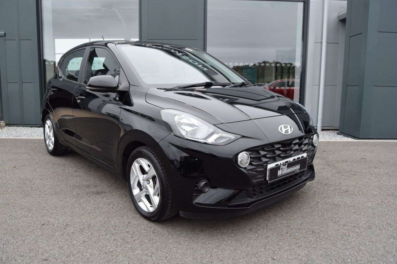 A 2021 HYUNDAI I10 1.0 SE Connect Hatchback 5dr Petrol Auto Euro 6 (s/s) (67 ps) A 2021 HYUNDAI I10 1.0 SE Connect Hatchback 5dr Petrol Auto Euro 6 (s/s) (67 ps)