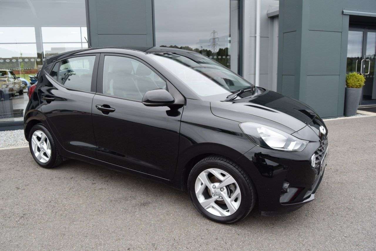 A 2021 HYUNDAI I10 1.0 SE Connect Hatchback 5dr Petrol Auto Euro 6 (s/s) (67 ps) A 2021 HYUNDAI I10 1.0 SE Connect Hatchback 5dr Petrol Auto Euro 6 (s/s) (67 ps)