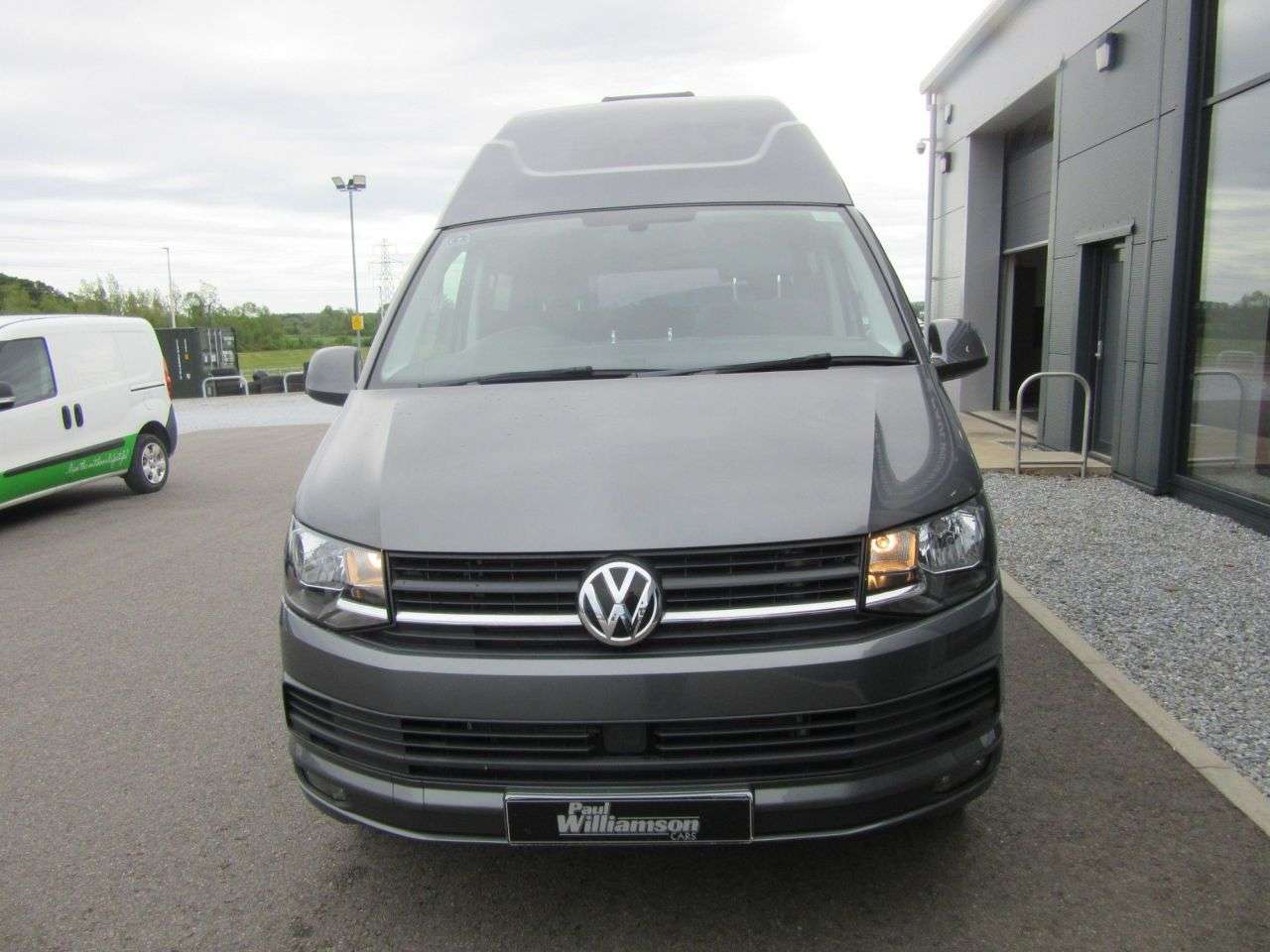 A 2018 VOLKSWAGEN TRANSPORTER 2.0 TDI T30 BlueMotion Tech Highline JOBL CAMPER HIGH ROOF 5dr Diesel DSG F A 2018 VOLKSWAGEN TRANSPORTER 2.0 TDI T30 BlueMotion Tech Highline JOBL CAMPER HIGH ROOF 5dr Diesel DSG F