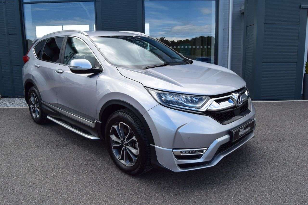A 2023 HONDA CR-V 2.0 h i-MMD SR SUV 5dr Petrol Hybrid eCVT 4WD Euro 6 (s/s) (184 ps) A 2023 HONDA CR-V 2.0 h i-MMD SR SUV 5dr Petrol Hybrid eCVT 4WD Euro 6 (s/s) (184 ps)