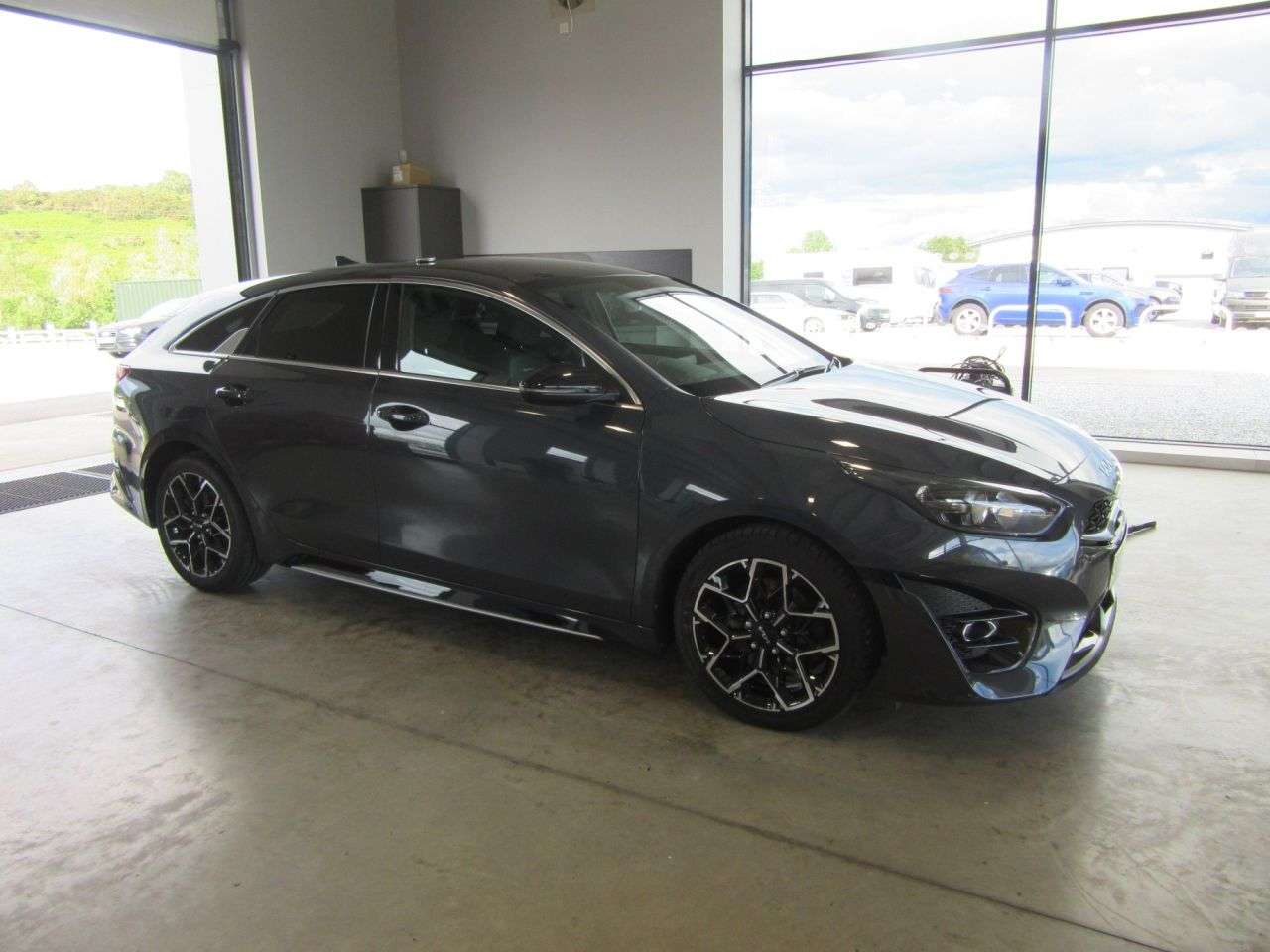A 2023 KIA PROCEED 1.5 T-GDi GT-Line Shooting Brake 5dr Petrol DCT Euro 6 (s/s) (158 bhp) A 2023 KIA PROCEED 1.5 T-GDi GT-Line Shooting Brake 5dr Petrol DCT Euro 6 (s/s) (158 bhp)