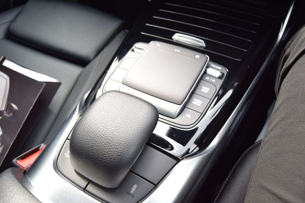 2022 MERCEDES-BENZ A CLASS 2022 MERCEDES-BENZ A CLASS