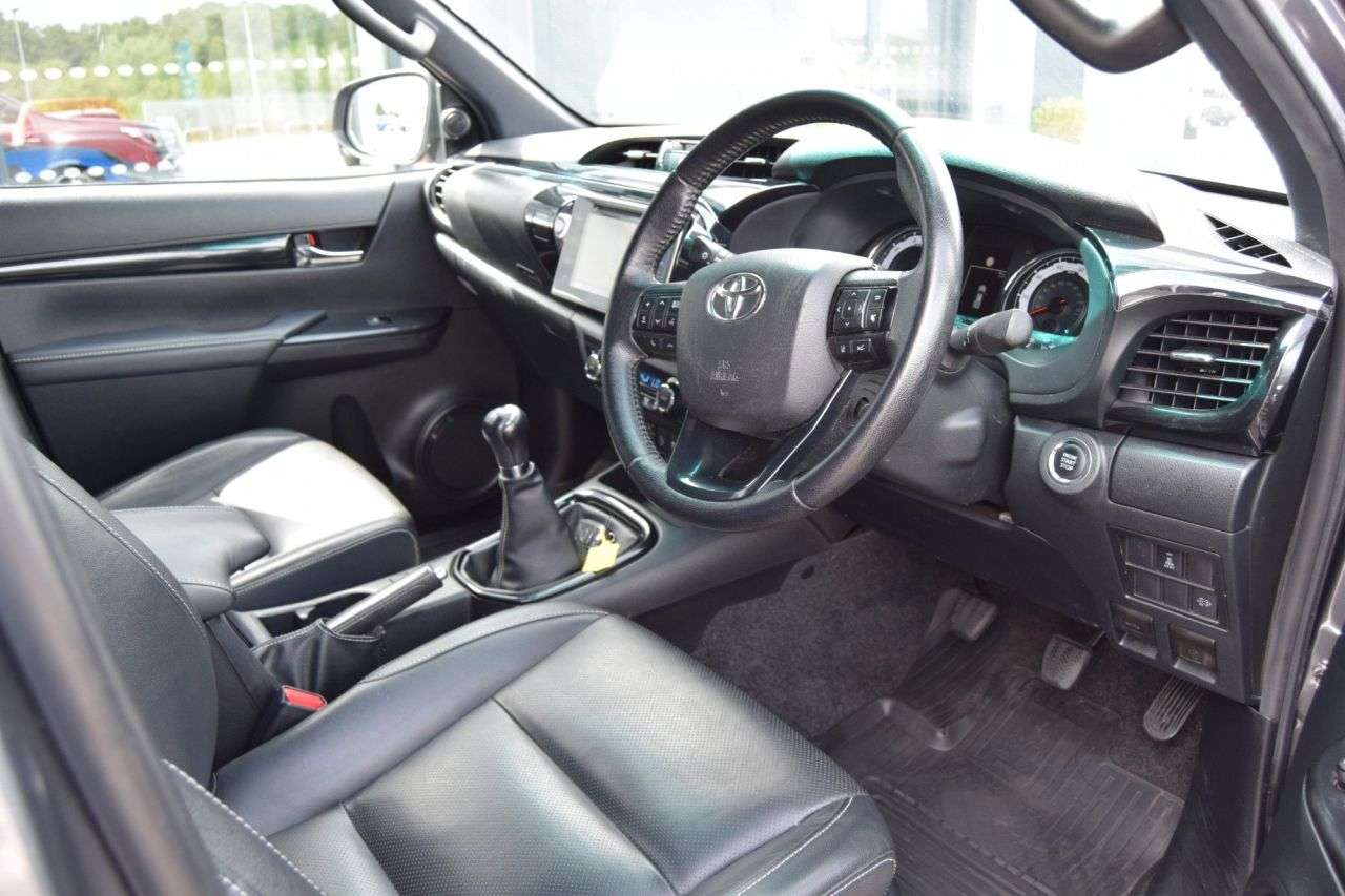 2020 TOYOTA HI-LUX 2020 TOYOTA HI-LUX