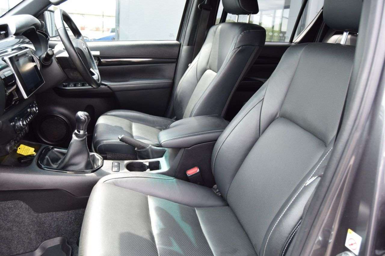 2020 TOYOTA HI-LUX 2020 TOYOTA HI-LUX