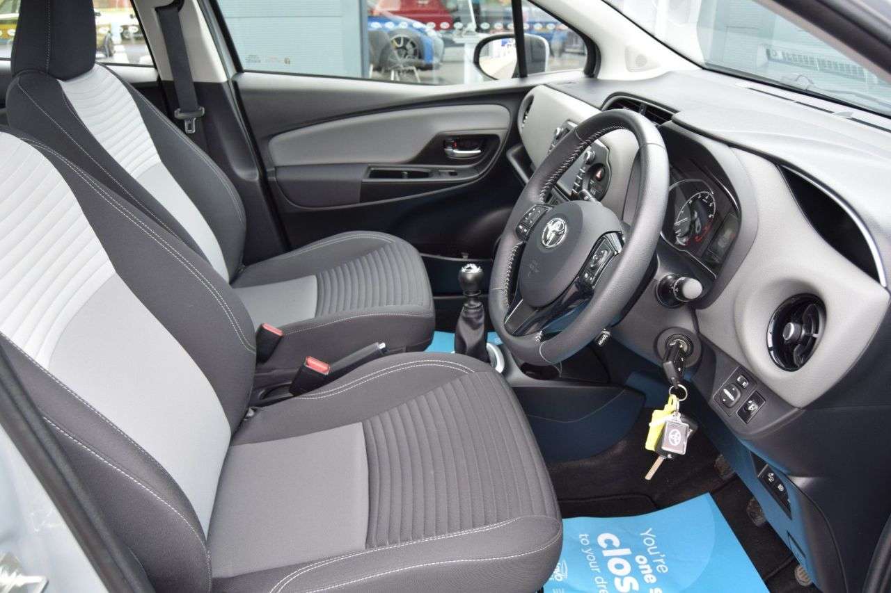 2019 TOYOTA YARIS 2019 TOYOTA YARIS