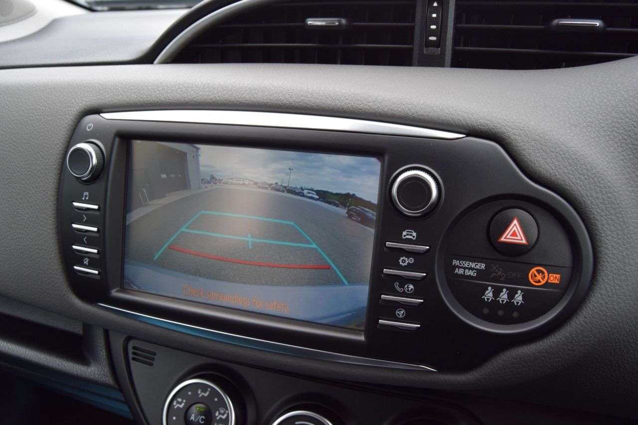 2019 TOYOTA YARIS 2019 TOYOTA YARIS