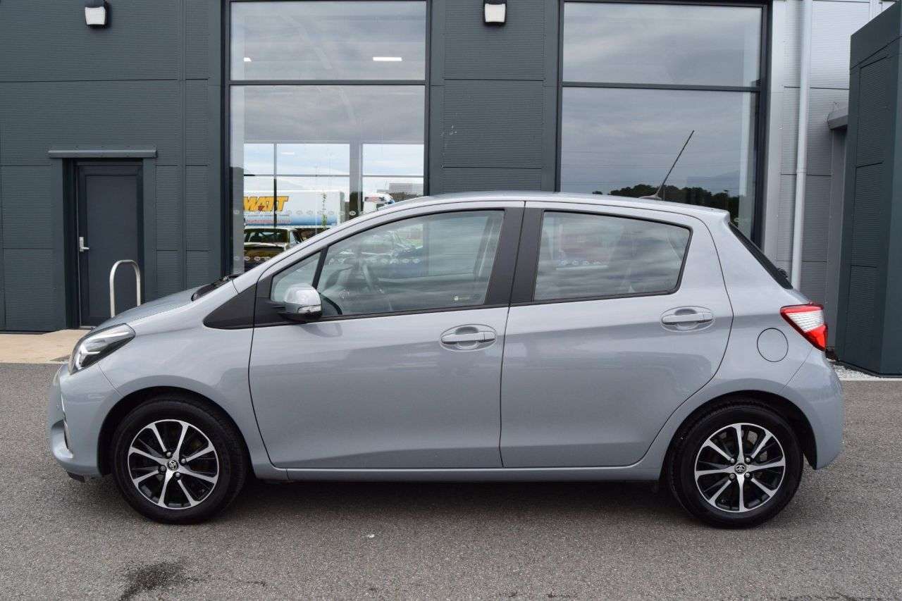 2019 TOYOTA YARIS 2019 TOYOTA YARIS