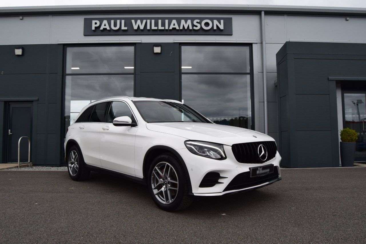 A 2018 MERCEDES-BENZ GLC 2.1 GLC220d AMG Line SUV 5dr Diesel G-Tronic 4MATIC Euro 6 (s/s) (170 ps) A 2018 MERCEDES-BENZ GLC 2.1 GLC220d AMG Line SUV 5dr Diesel G-Tronic 4MATIC Euro 6 (s/s) (170 ps)