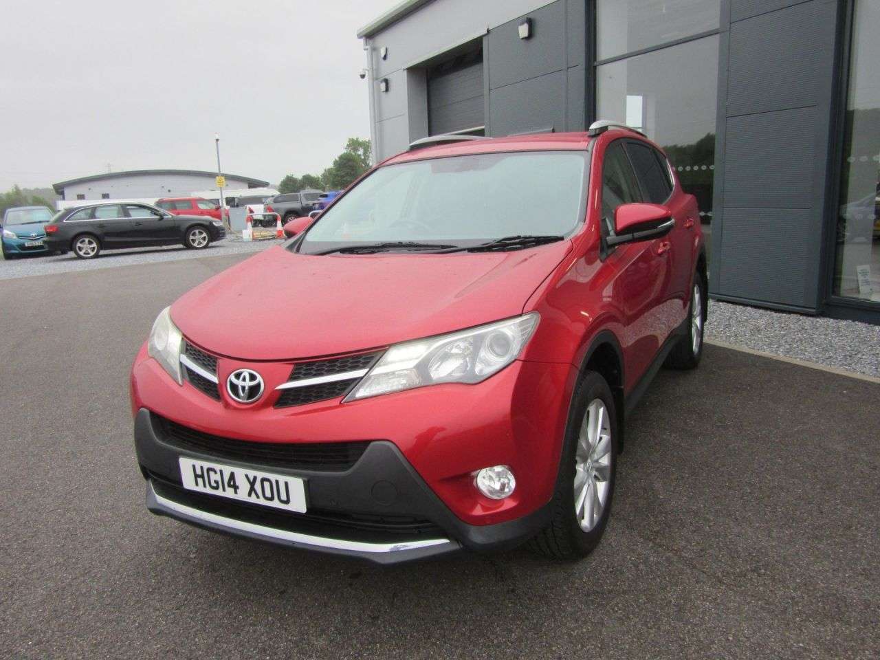 A 2014 TOYOTA RAV4 2.0 V-Matic Invincible SUV 5dr Petrol AUTOMATIC 4WD Euro 5 (151 ps) A 2014 TOYOTA RAV4 2.0 V-Matic Invincible SUV 5dr Petrol AUTOMATIC 4WD Euro 5 (151 ps)