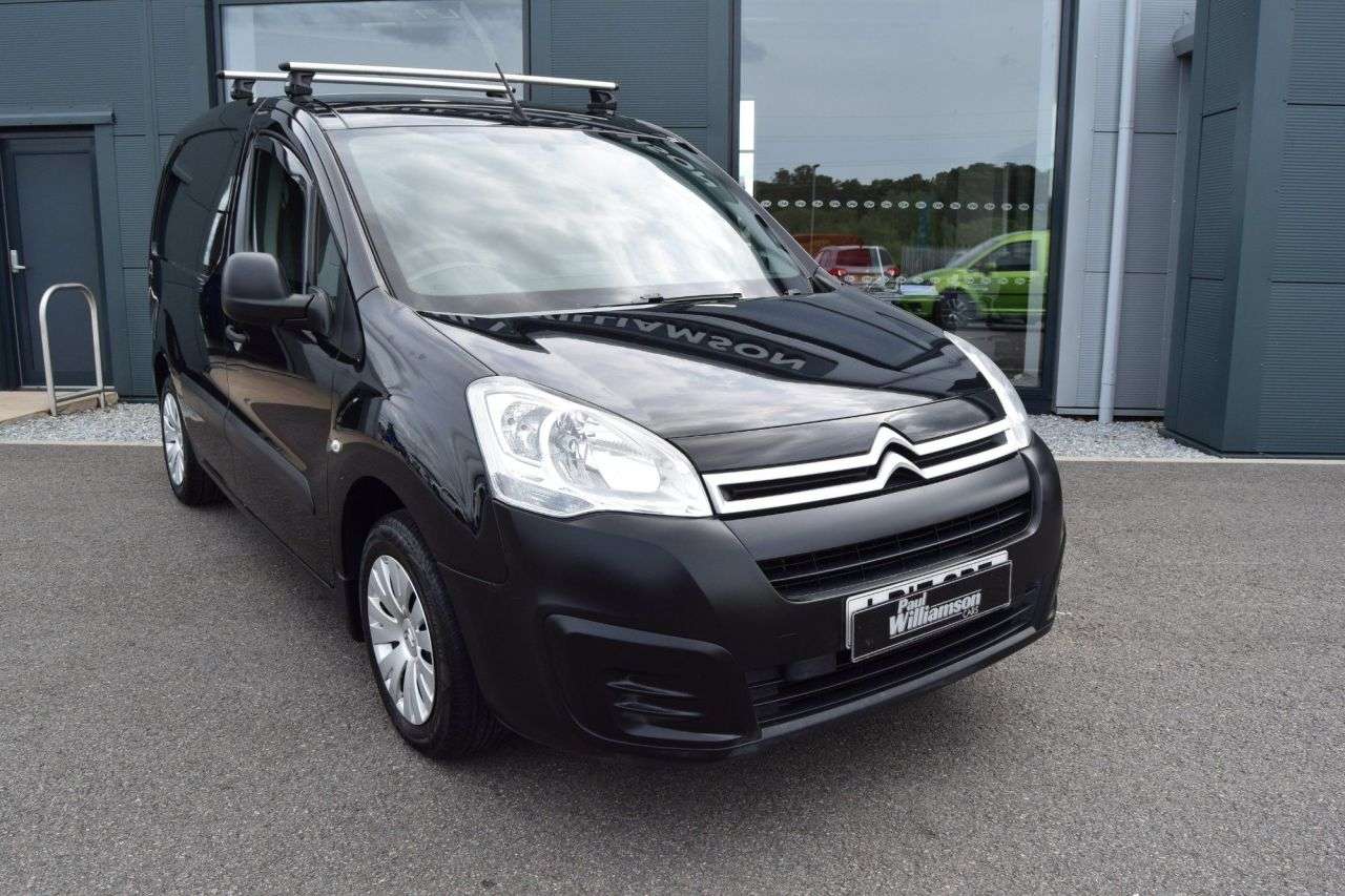 A 2017 CITROEN BERLINGO 1.6 BlueHDi 625 Enterprise Panel Van 5dr Diesel Manual L1 (112 g/km, 75 bhp A 2017 CITROEN BERLINGO 1.6 BlueHDi 625 Enterprise Panel Van 5dr Diesel Manual L1 (112 g/km, 75 bhp