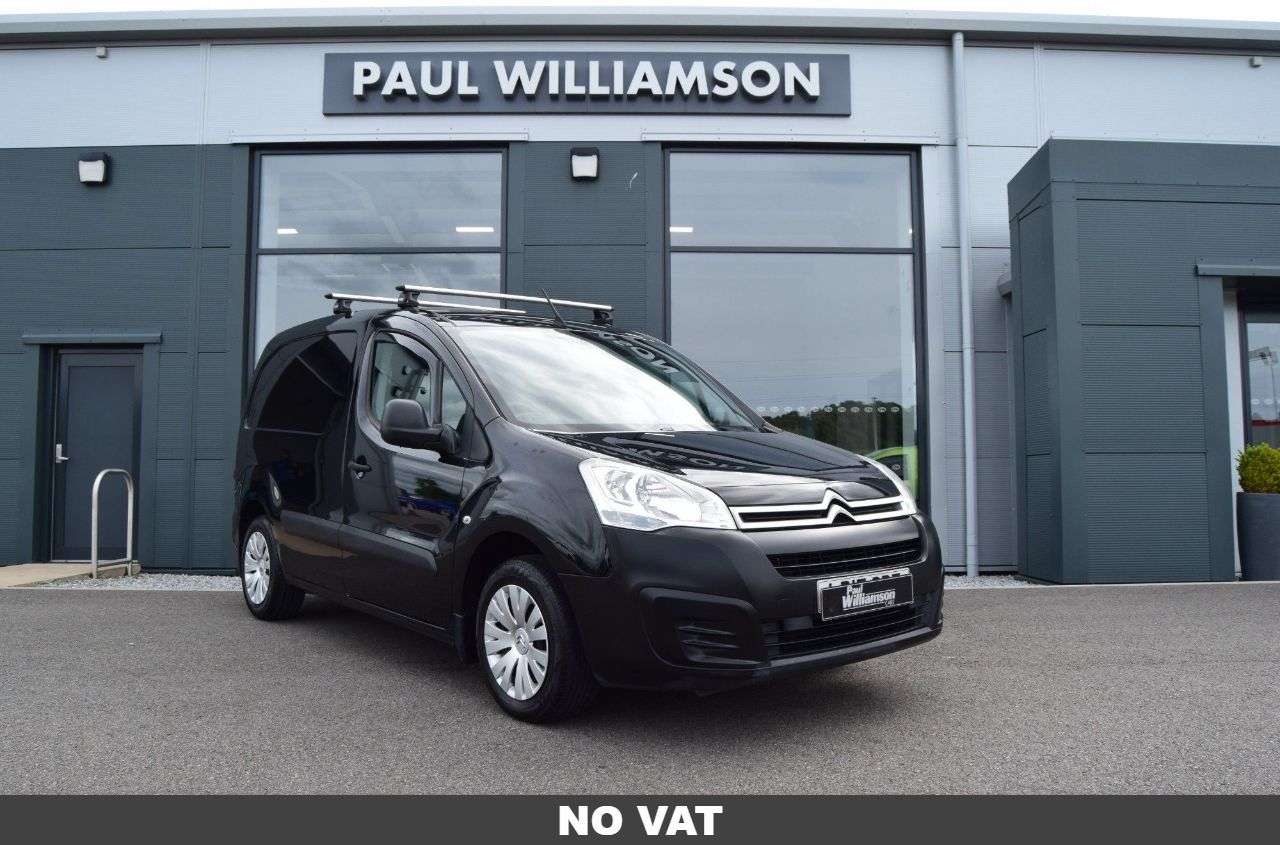 A 2017 CITROEN BERLINGO 1.6 BlueHDi 625 Enterprise Panel Van 5dr Diesel Manual L1 (112 g/km, 75 bhp A 2017 CITROEN BERLINGO 1.6 BlueHDi 625 Enterprise Panel Van 5dr Diesel Manual L1 (112 g/km, 75 bhp