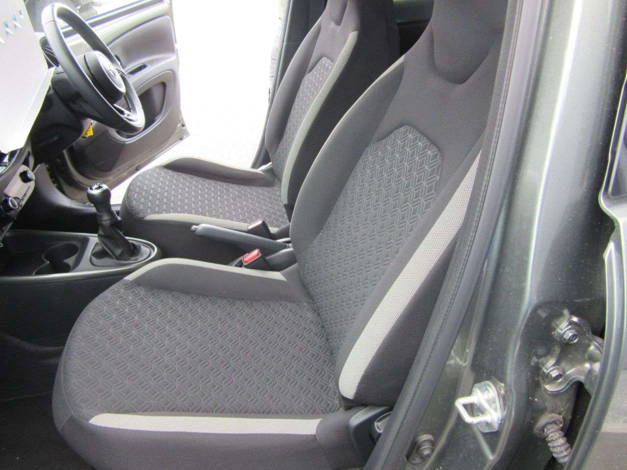 2022 TOYOTA AYGO X 2022 TOYOTA AYGO X
