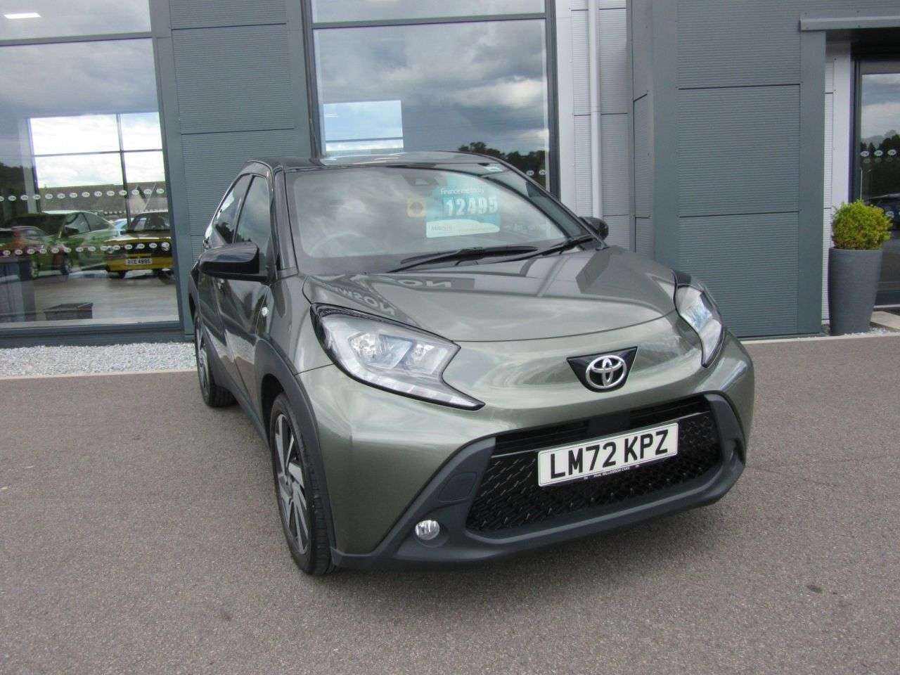A 2022 TOYOTA AYGO X 1.0 VVT-i Edge Hatchback 5dr Petrol Manual Euro 6 (s/s) (72 ps) A 2022 TOYOTA AYGO X 1.0 VVT-i Edge Hatchback 5dr Petrol Manual Euro 6 (s/s) (72 ps)