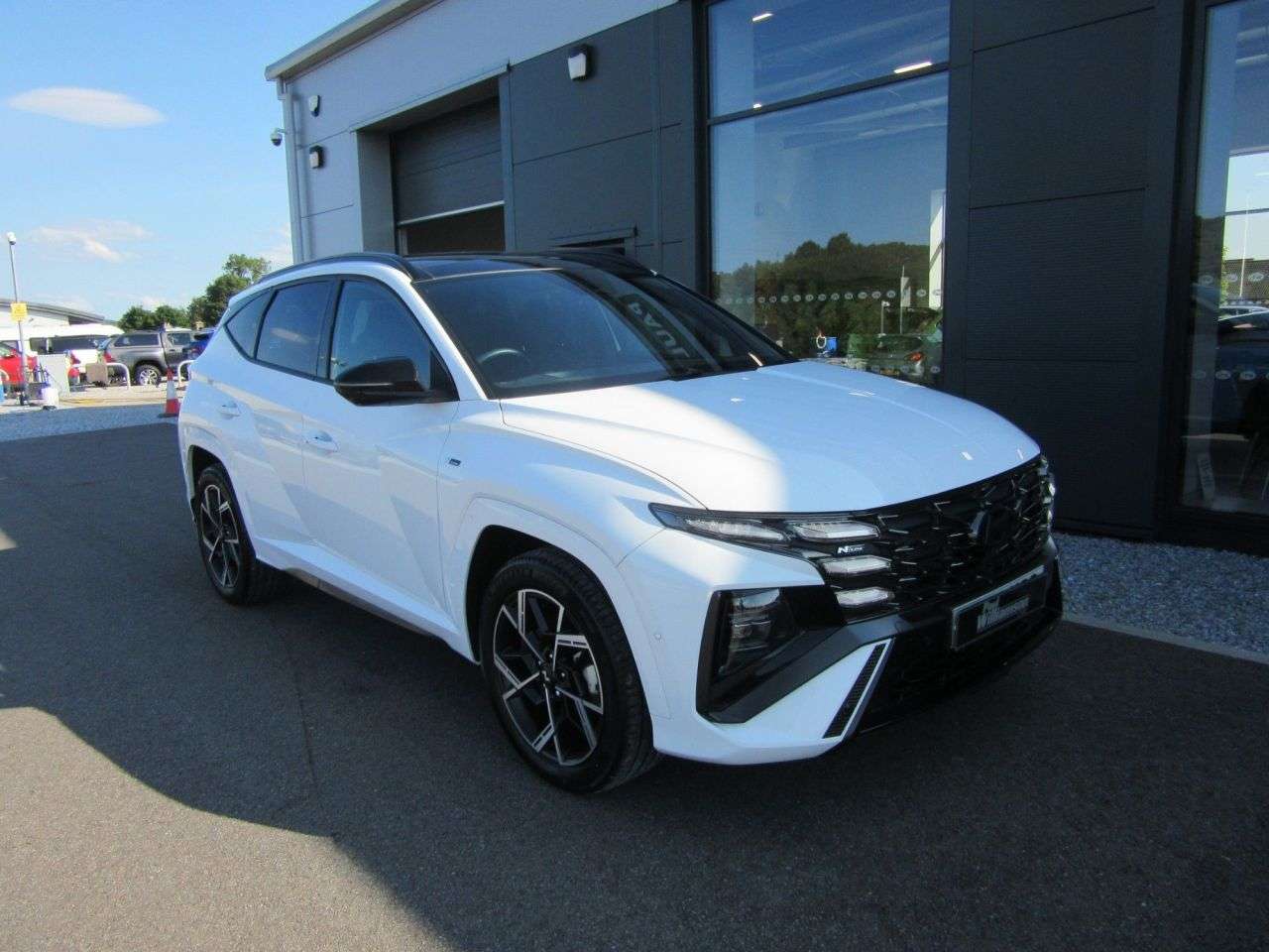 A 2024 HYUNDAI TUCSON 1.6 T-GDi N Line S SUV 5dr Petrol Hybrid Auto 4WD Euro 6 (s/s) (215 ps) A 2024 HYUNDAI TUCSON 1.6 T-GDi N Line S SUV 5dr Petrol Hybrid Auto 4WD Euro 6 (s/s) (215 ps)