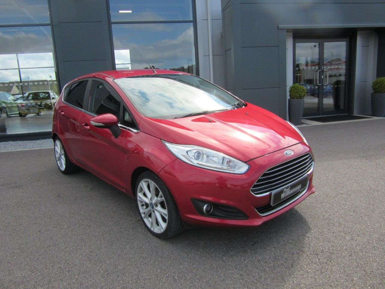 A 2017 FORD FIESTA 1.0T EcoBoost Titanium Hatchback 5dr Petrol Manual Euro 6 (s/s) (100 ps) A 2017 FORD FIESTA 1.0T EcoBoost Titanium Hatchback 5dr Petrol Manual Euro 6 (s/s) (100 ps)