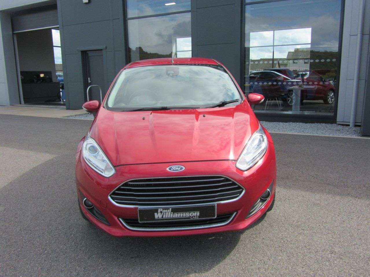 A 2017 FORD FIESTA 1.0T EcoBoost Titanium Hatchback 5dr Petrol Manual Euro 6 (s/s) (100 ps) A 2017 FORD FIESTA 1.0T EcoBoost Titanium Hatchback 5dr Petrol Manual Euro 6 (s/s) (100 ps)