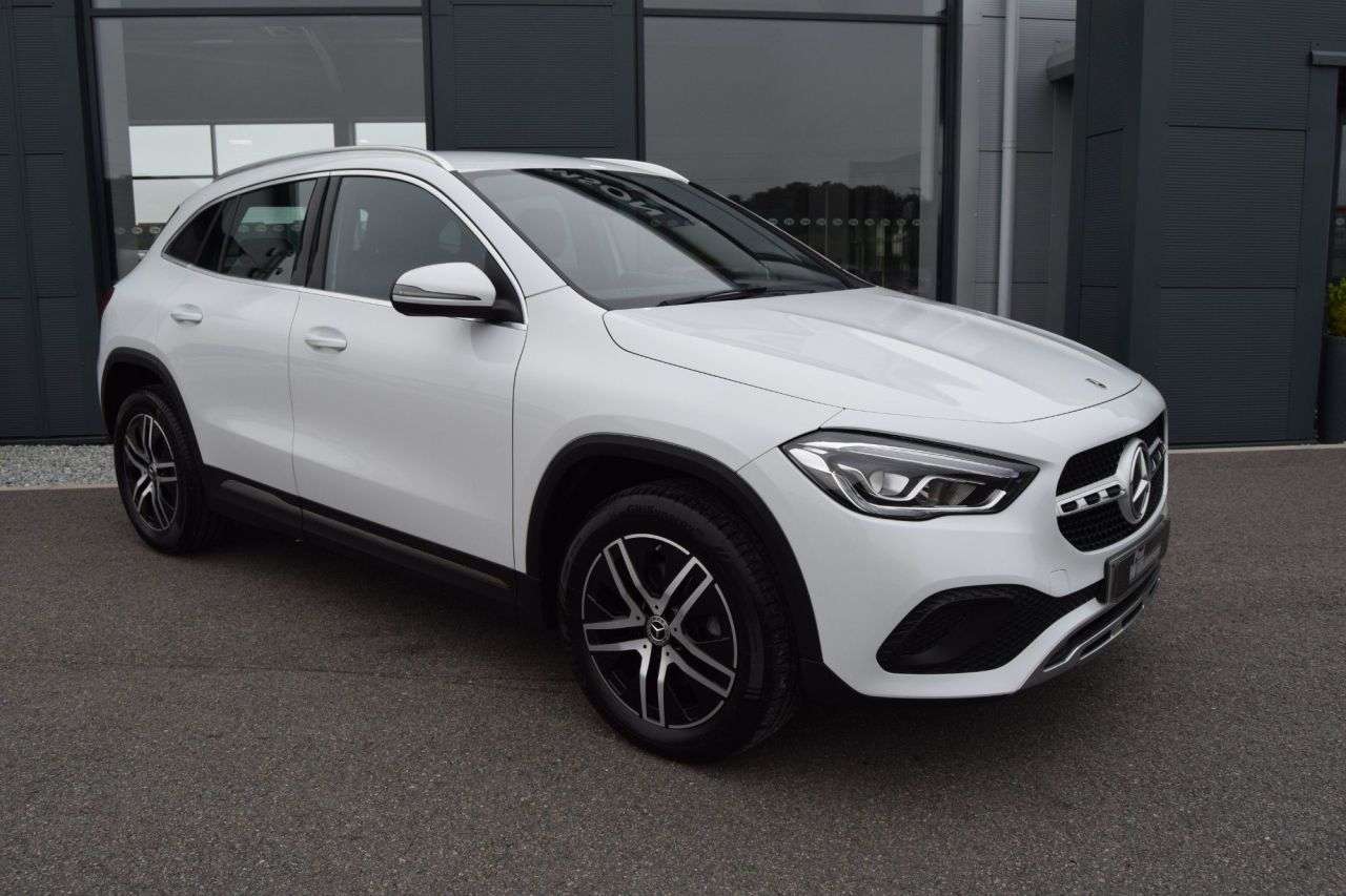 A 2021 MERCEDES-BENZ GLA 2.0 GLA200d Sport SUV 5dr Diesel 8G-DCT Euro 6 (s/s) (150 ps) A 2021 MERCEDES-BENZ GLA 2.0 GLA200d Sport SUV 5dr Diesel 8G-DCT Euro 6 (s/s) (150 ps)