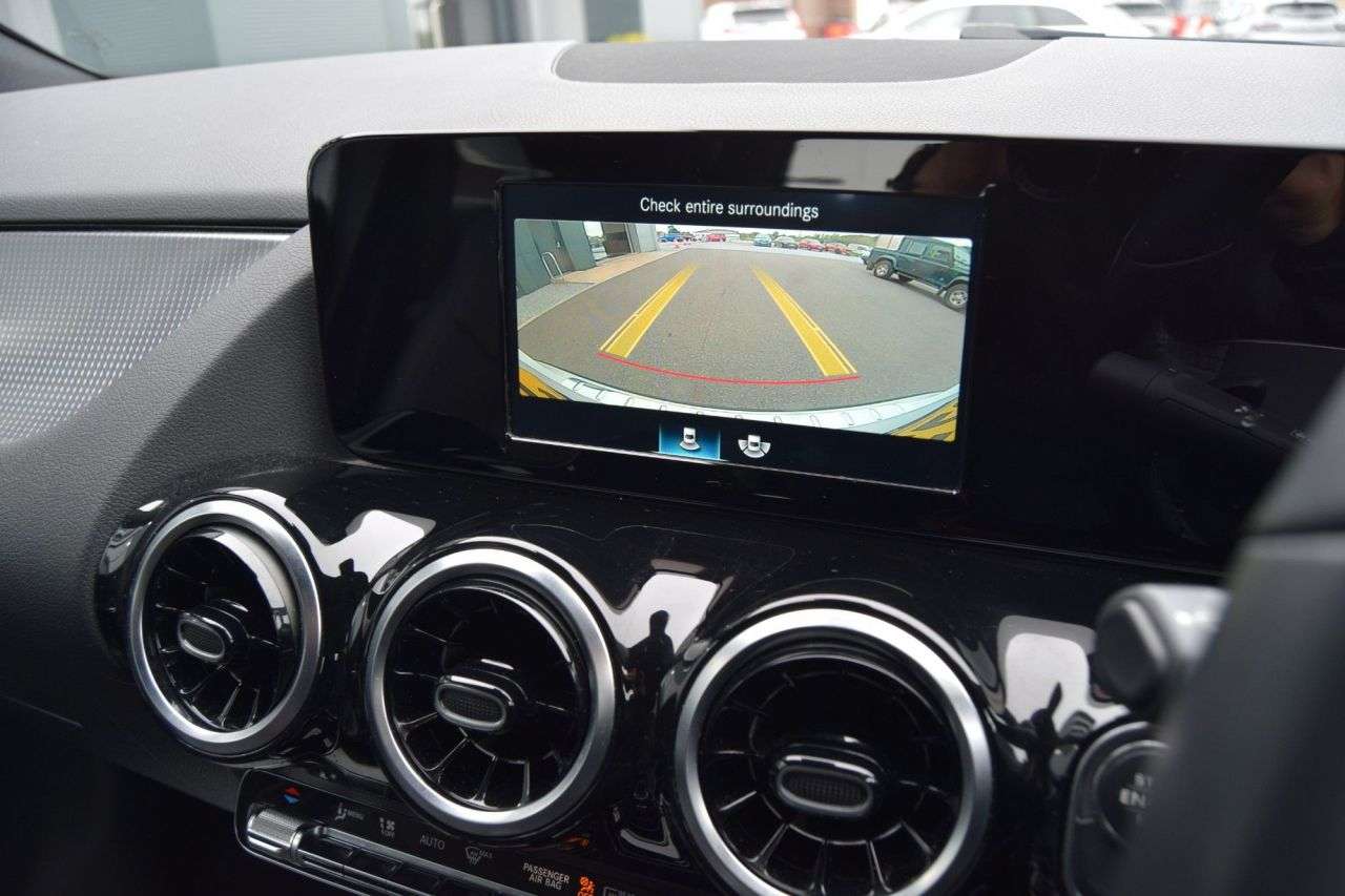 2021 MERCEDES-BENZ GLA 2021 MERCEDES-BENZ GLA