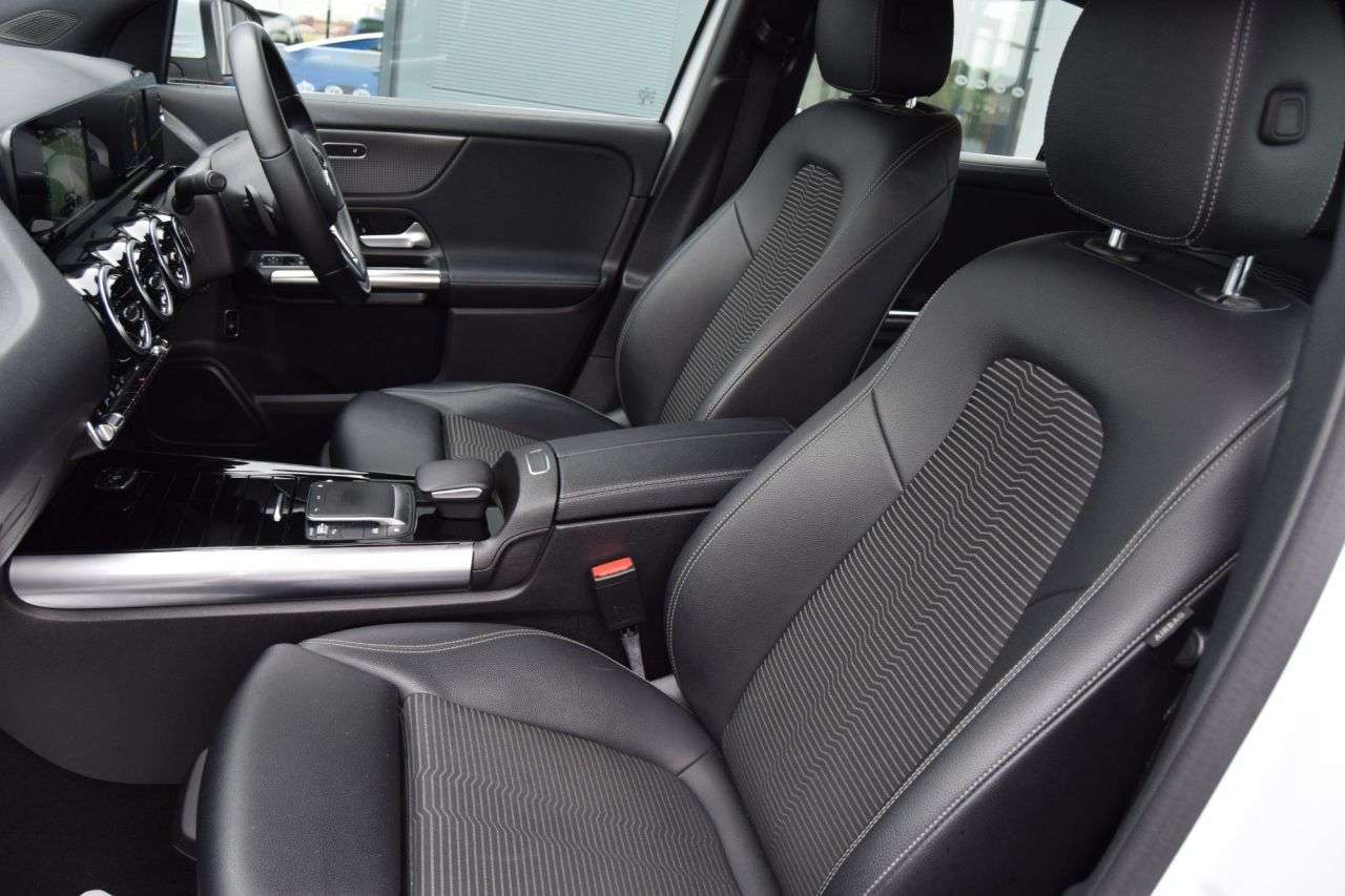 2021 MERCEDES-BENZ GLA 2021 MERCEDES-BENZ GLA