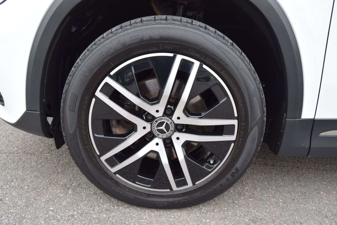 2021 MERCEDES-BENZ GLA 2021 MERCEDES-BENZ GLA