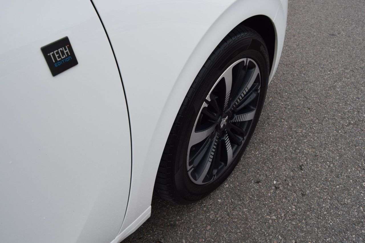 2019 PEUGEOT 208 2019 PEUGEOT 208