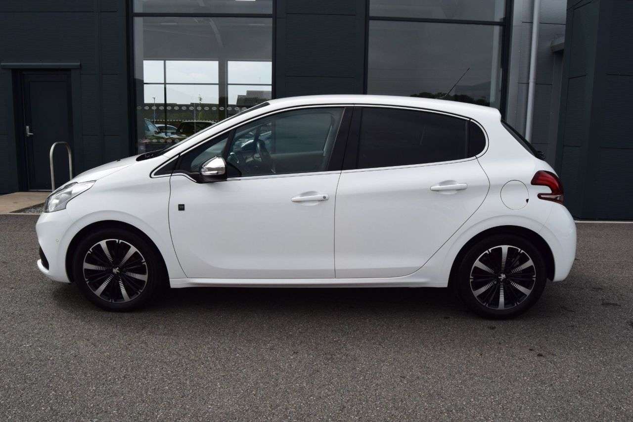 2019 PEUGEOT 208 2019 PEUGEOT 208