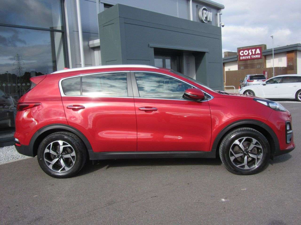 A 2019 KIA SPORTAGE 1.6 GDi 2 SUV 5dr Petrol Manual Euro 6 (s/s) (130 bhp) A 2019 KIA SPORTAGE 1.6 GDi 2 SUV 5dr Petrol Manual Euro 6 (s/s) (130 bhp)