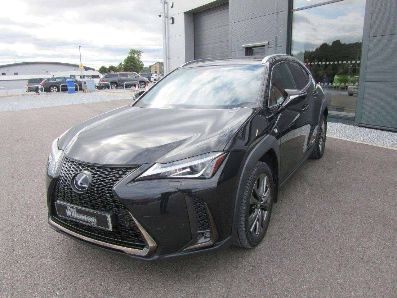 A 2020 LEXUS UX 2.0 250h F Sport SUV 5dr Petrol Hybrid E-CVT Euro 6 (s/s) (184 ps) A 2020 LEXUS UX 2.0 250h F Sport SUV 5dr Petrol Hybrid E-CVT Euro 6 (s/s) (184 ps)