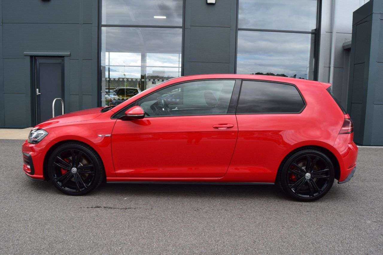 2018 VOLKSWAGEN GOLF 2018 VOLKSWAGEN GOLF