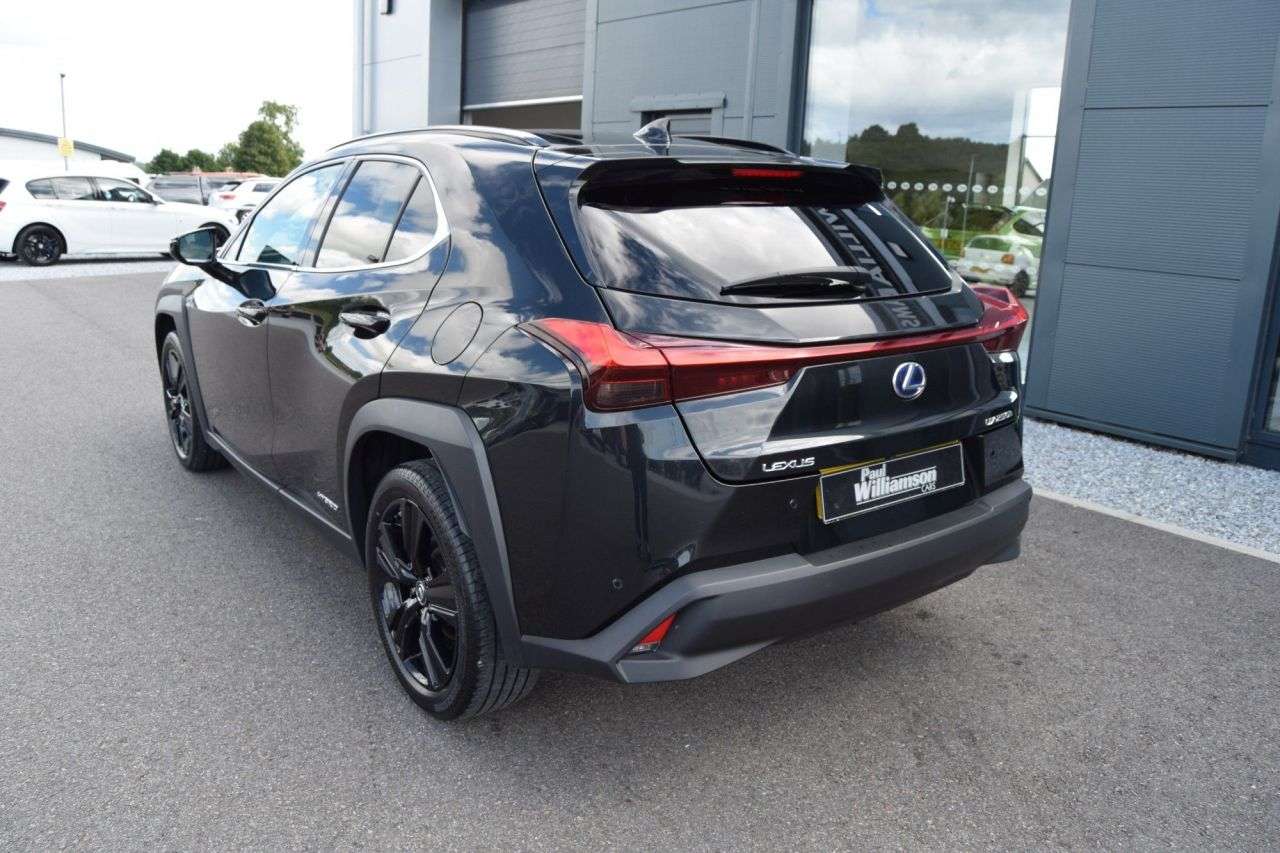 2021 LEXUS UX 2021 LEXUS UX