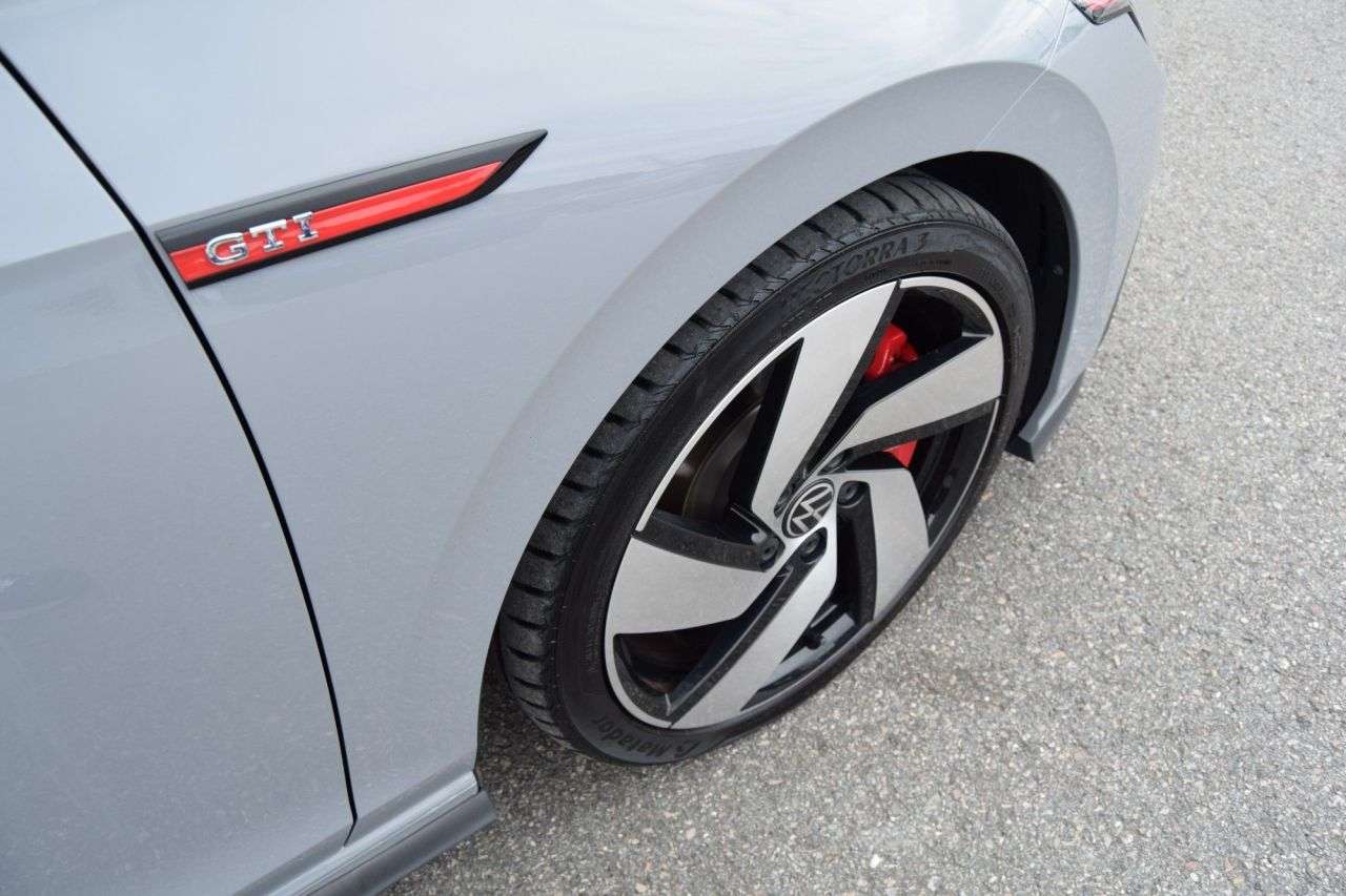 2020 VOLKSWAGEN GOLF 2020 VOLKSWAGEN GOLF