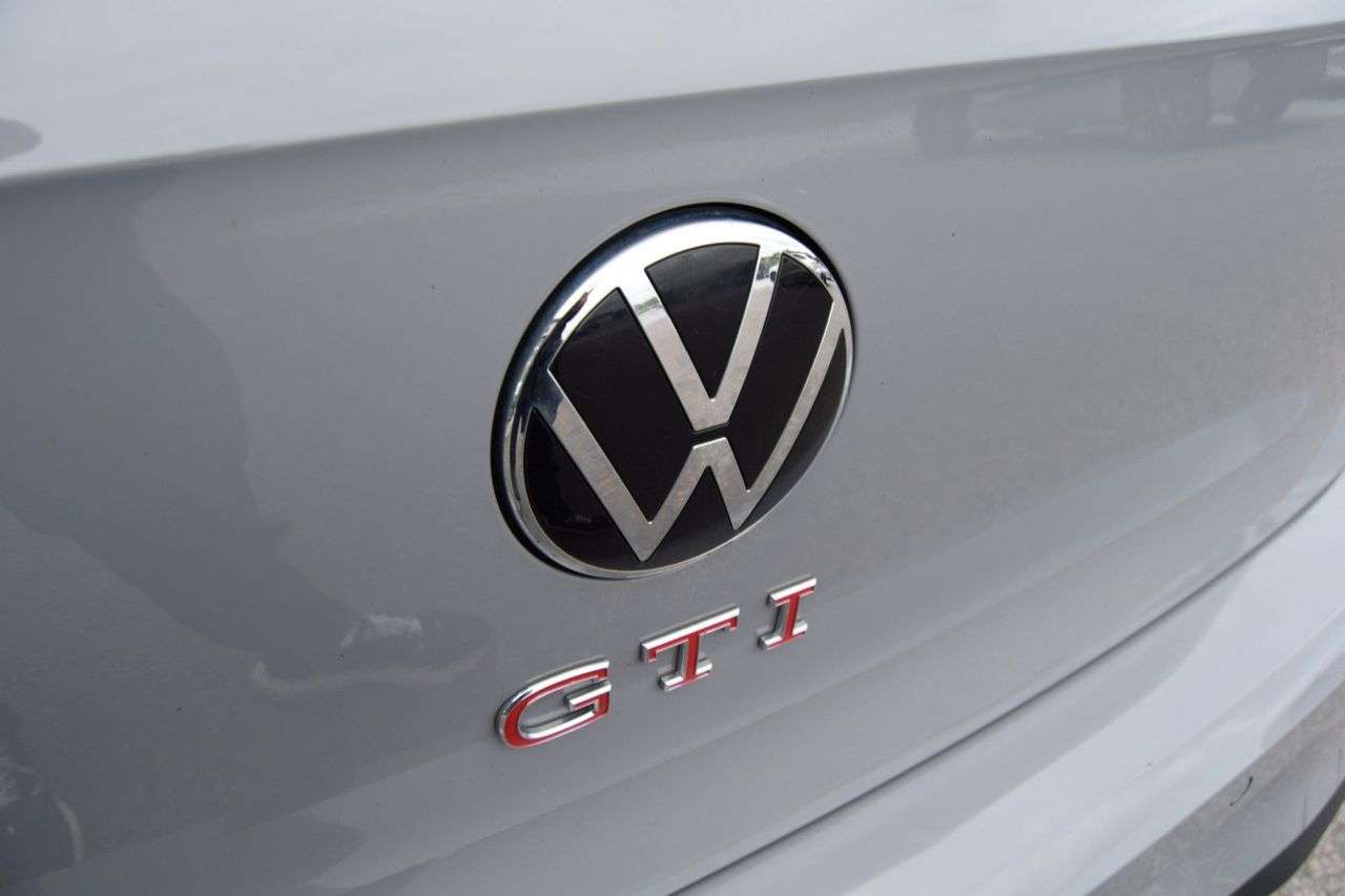 2020 VOLKSWAGEN GOLF 2020 VOLKSWAGEN GOLF
