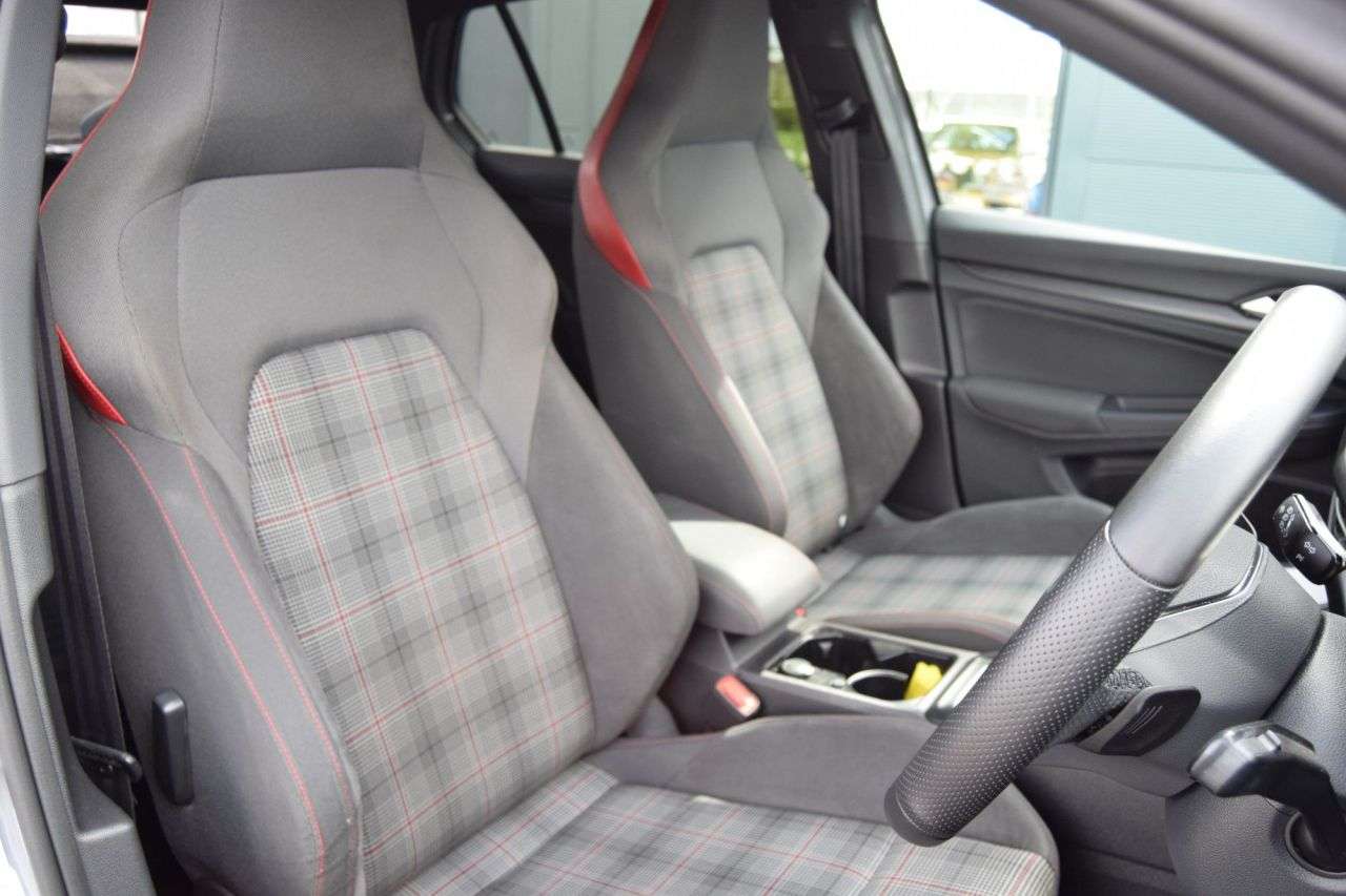 2020 VOLKSWAGEN GOLF 2020 VOLKSWAGEN GOLF
