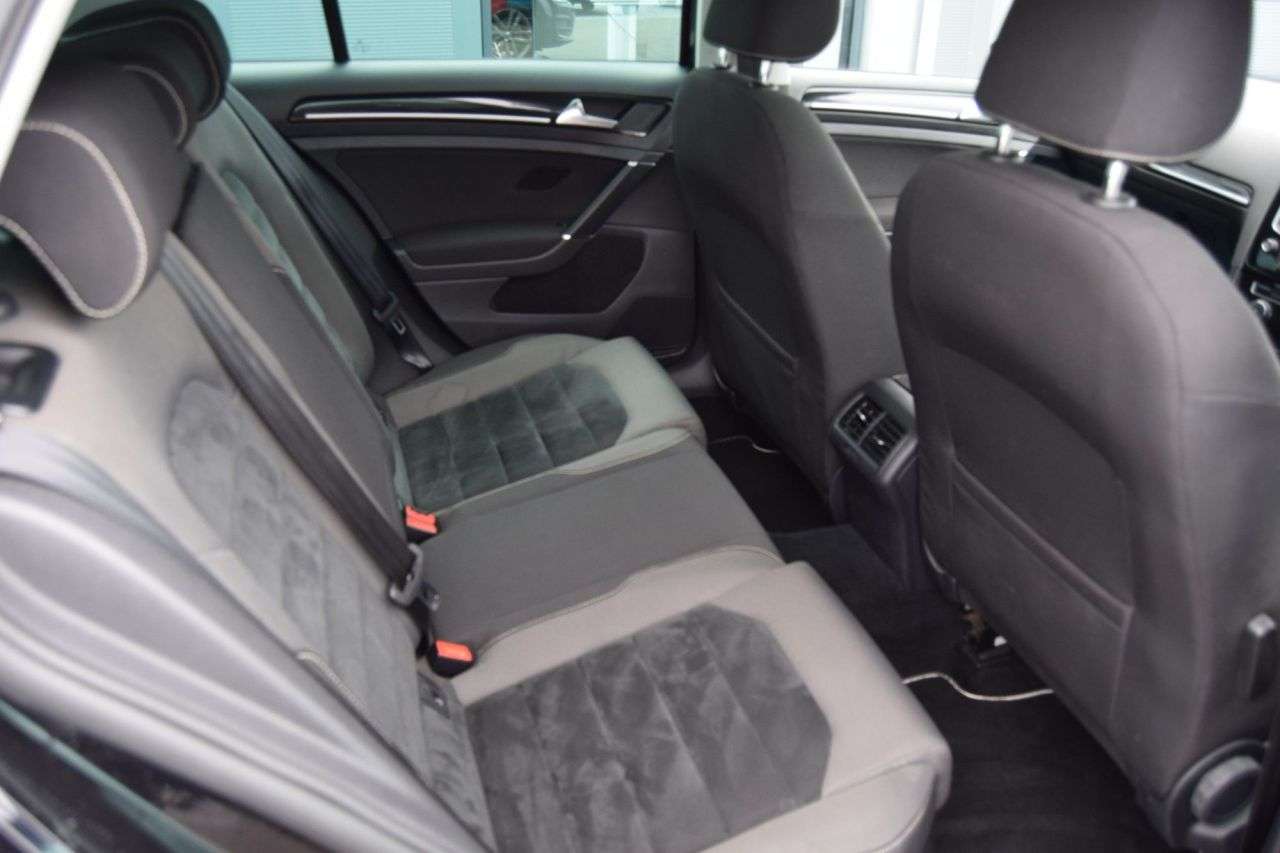 2016 VOLKSWAGEN GOLF 2016 VOLKSWAGEN GOLF