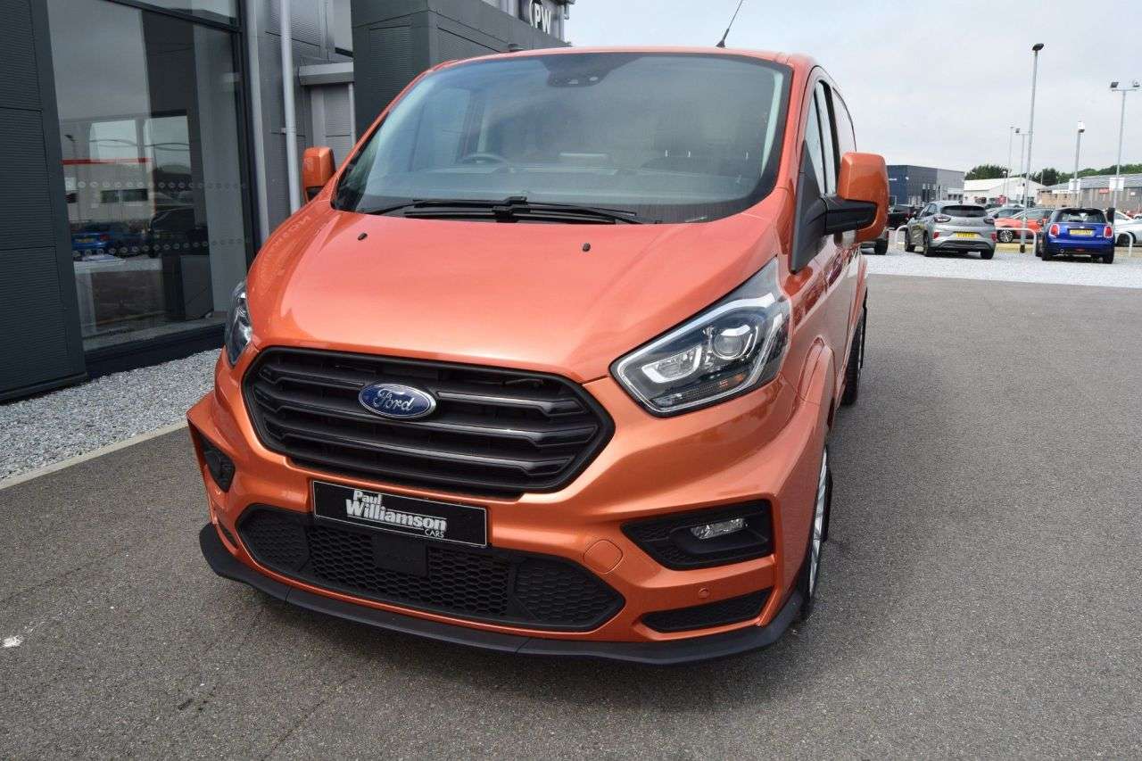 A 2022 FORD TRANSIT CUSTOM 2.0 320 EcoBlue MSRT Panel Van 5dr Diesel Auto L2 H1 Euro 6 (s/s) (185 ps) A 2022 FORD TRANSIT CUSTOM 2.0 320 EcoBlue MSRT Panel Van 5dr Diesel Auto L2 H1 Euro 6 (s/s) (185 ps)