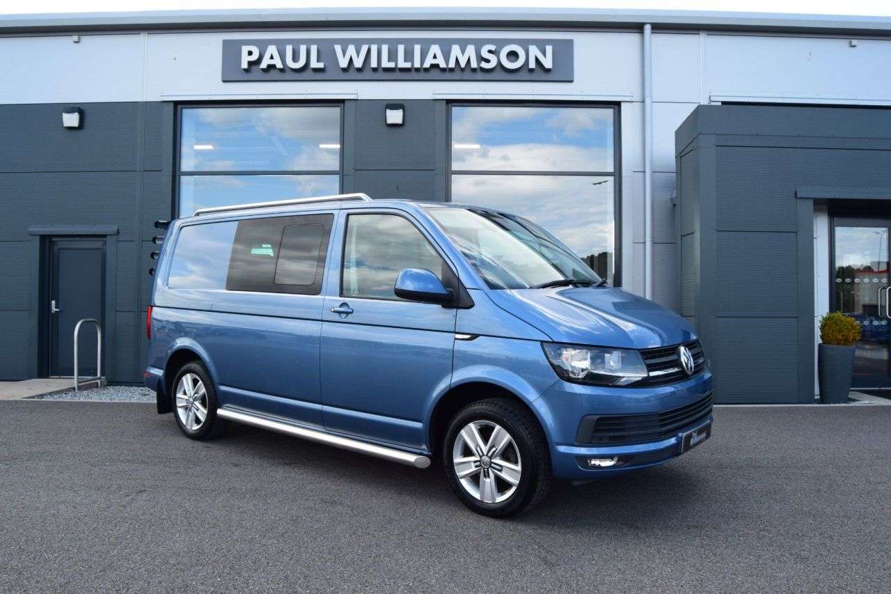 A 2016 VOLKSWAGEN TRANSPORTER 2.0 TDI T32 BlueMotion Tech Highline Kombi Double Cab CAMPER CONVERSION 5dr A 2016 VOLKSWAGEN TRANSPORTER 2.0 TDI T32 BlueMotion Tech Highline Kombi Double Cab CAMPER CONVERSION 5dr