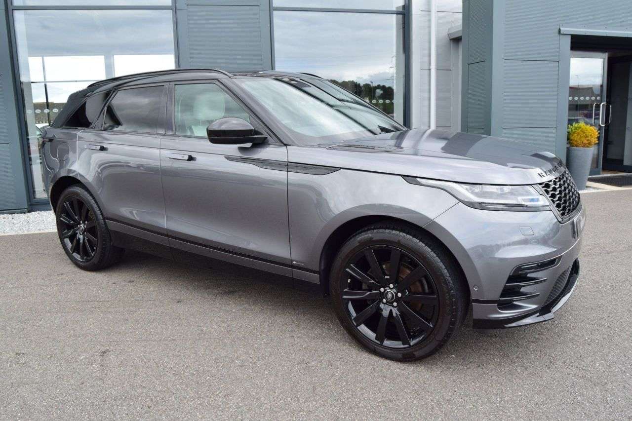 A 2019 LAND ROVER RANGE ROVER VELAR 2.0 D240 R-Dynamic SE SUV 5dr Diesel Auto 4WD Euro 6 (s/s) (240 ps) A 2019 LAND ROVER RANGE ROVER VELAR 2.0 D240 R-Dynamic SE SUV 5dr Diesel Auto 4WD Euro 6 (s/s) (240 ps)