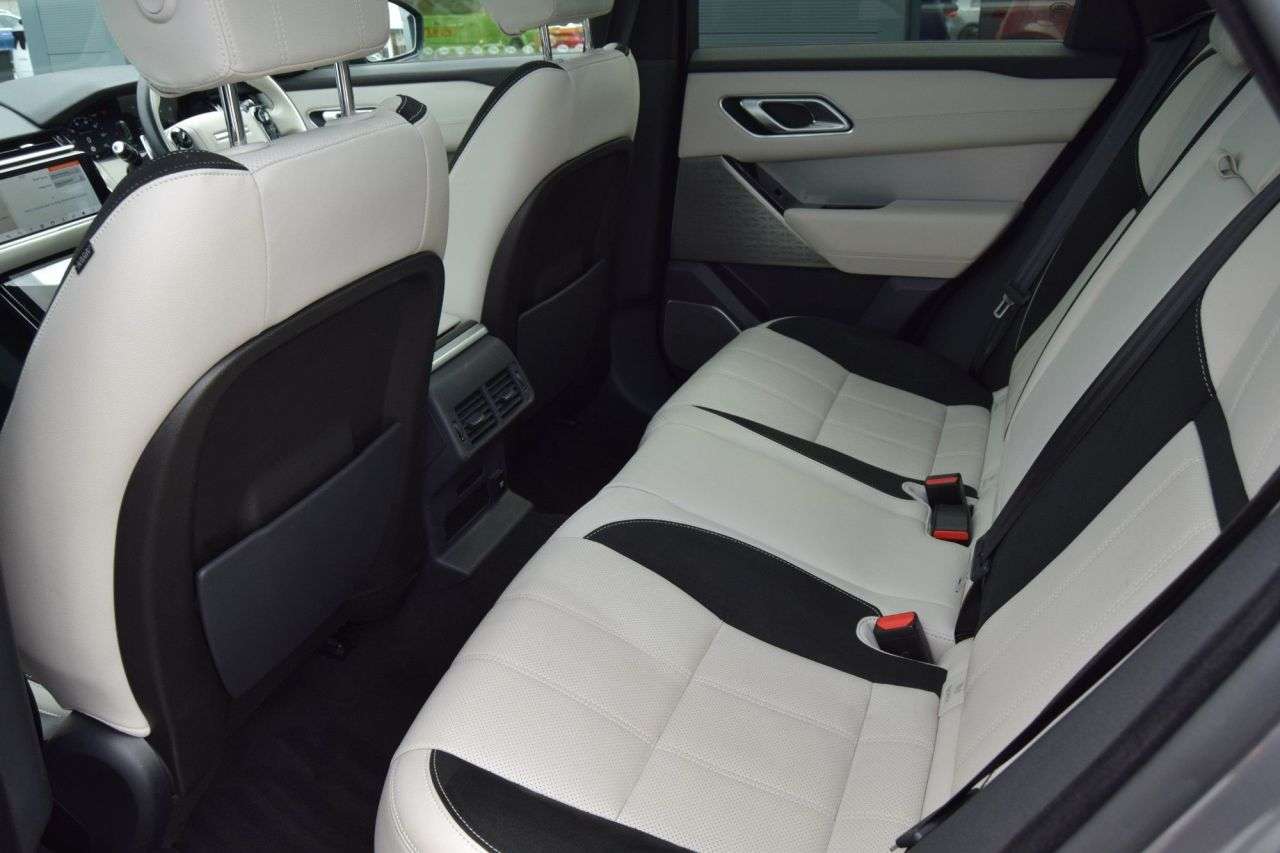 2019 LAND ROVER RANGE ROVER VELAR 2019 LAND ROVER RANGE ROVER VELAR