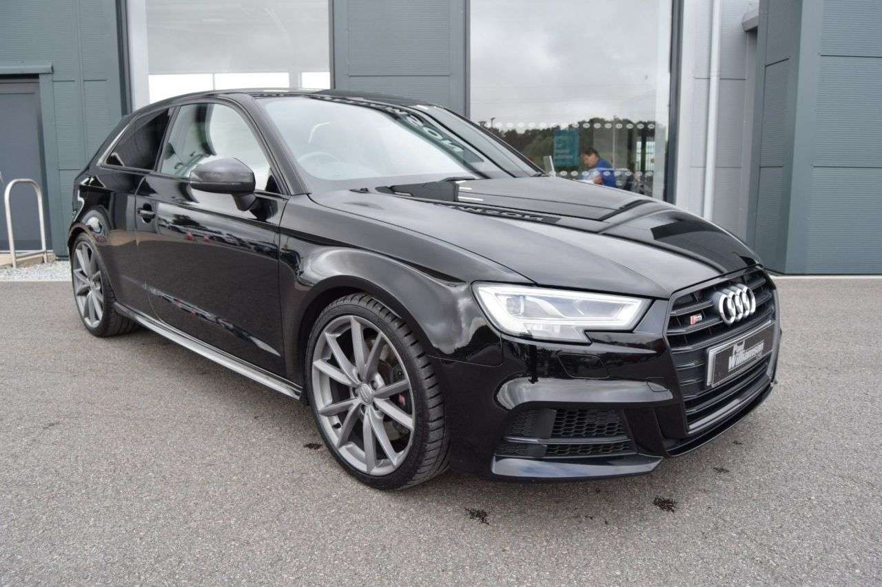 A 2017 AUDI S3 2.0 TFSI Black Edition Hatchback 3dr Petrol S Tronic quattro Euro 6 (s/s) ( A 2017 AUDI S3 2.0 TFSI Black Edition Hatchback 3dr Petrol S Tronic quattro Euro 6 (s/s) (