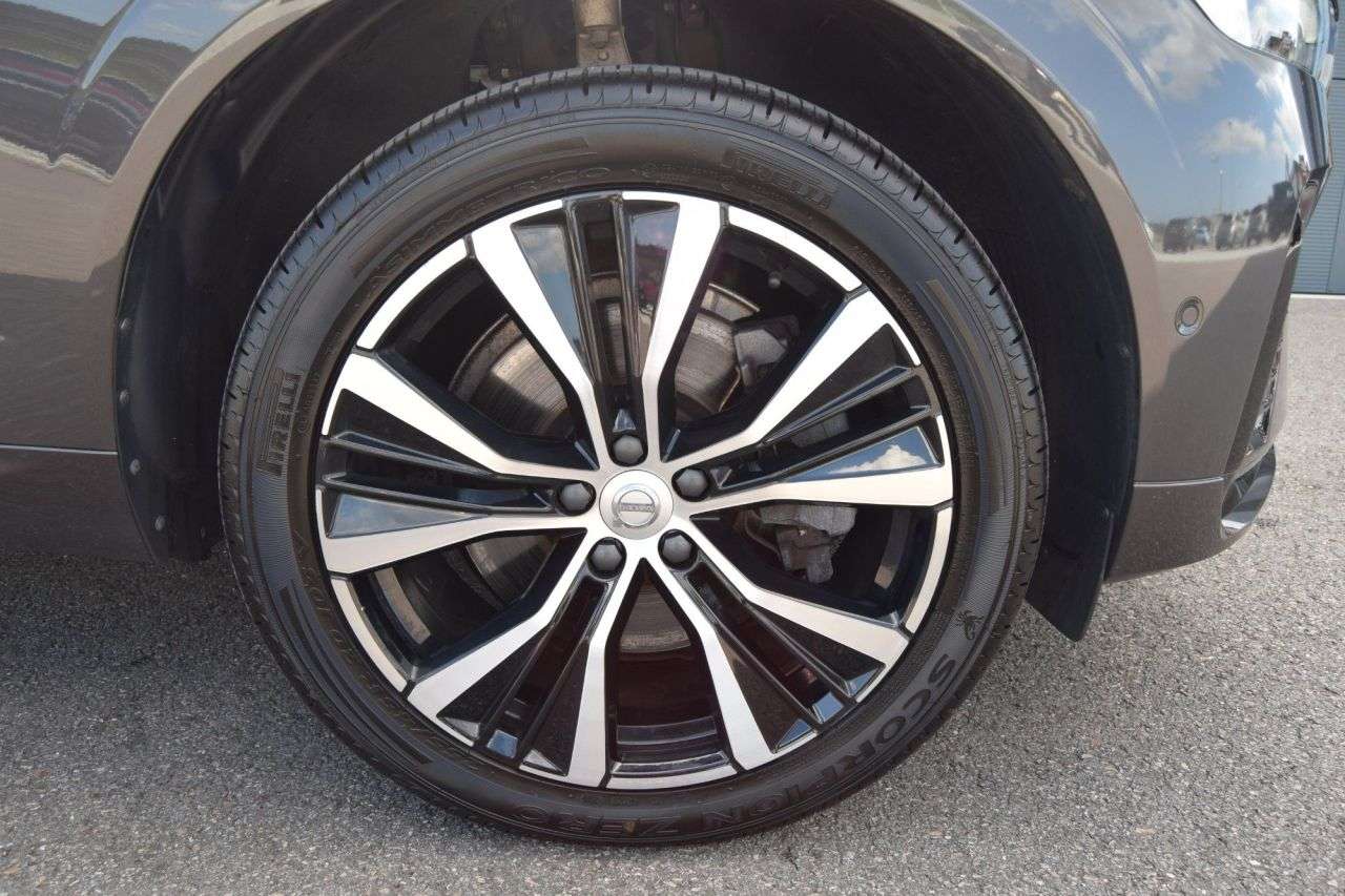 2022 VOLVO XC60 2022 VOLVO XC60
