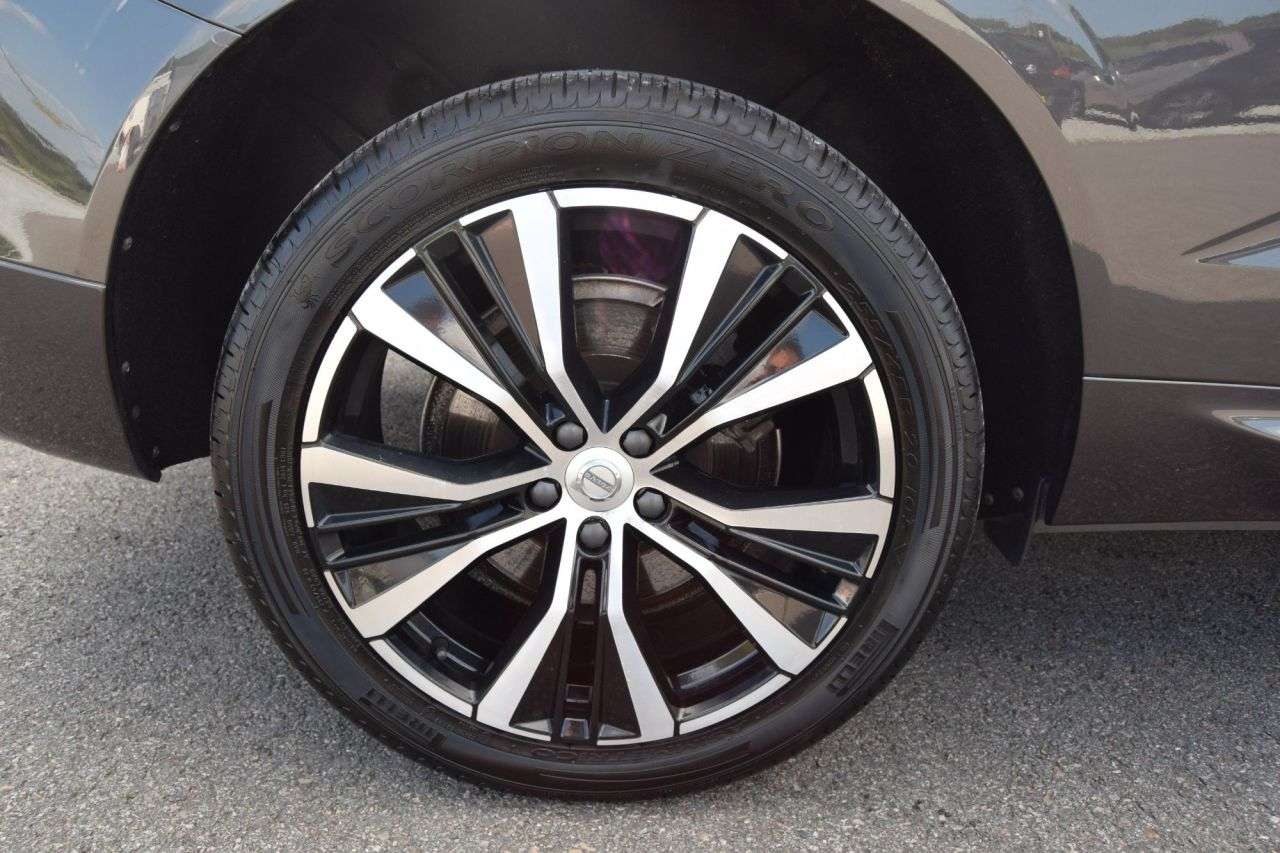 2022 VOLVO XC60 2022 VOLVO XC60