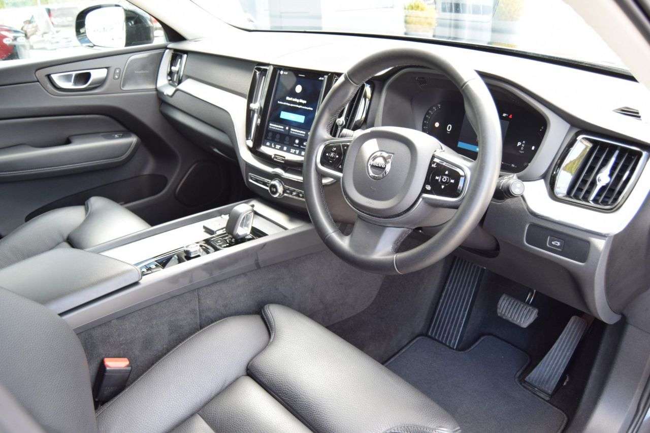 2022 VOLVO XC60 2022 VOLVO XC60