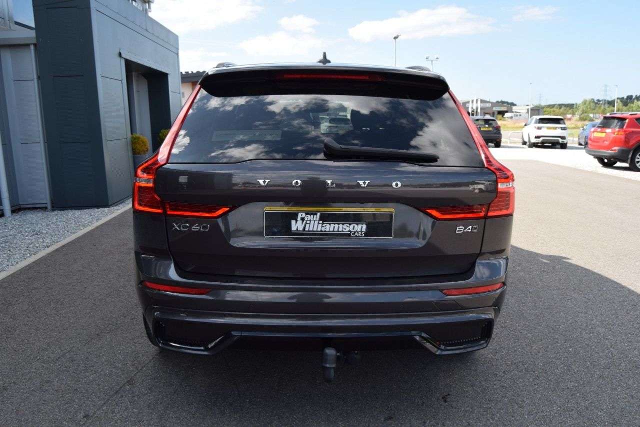 2022 VOLVO XC60 2022 VOLVO XC60