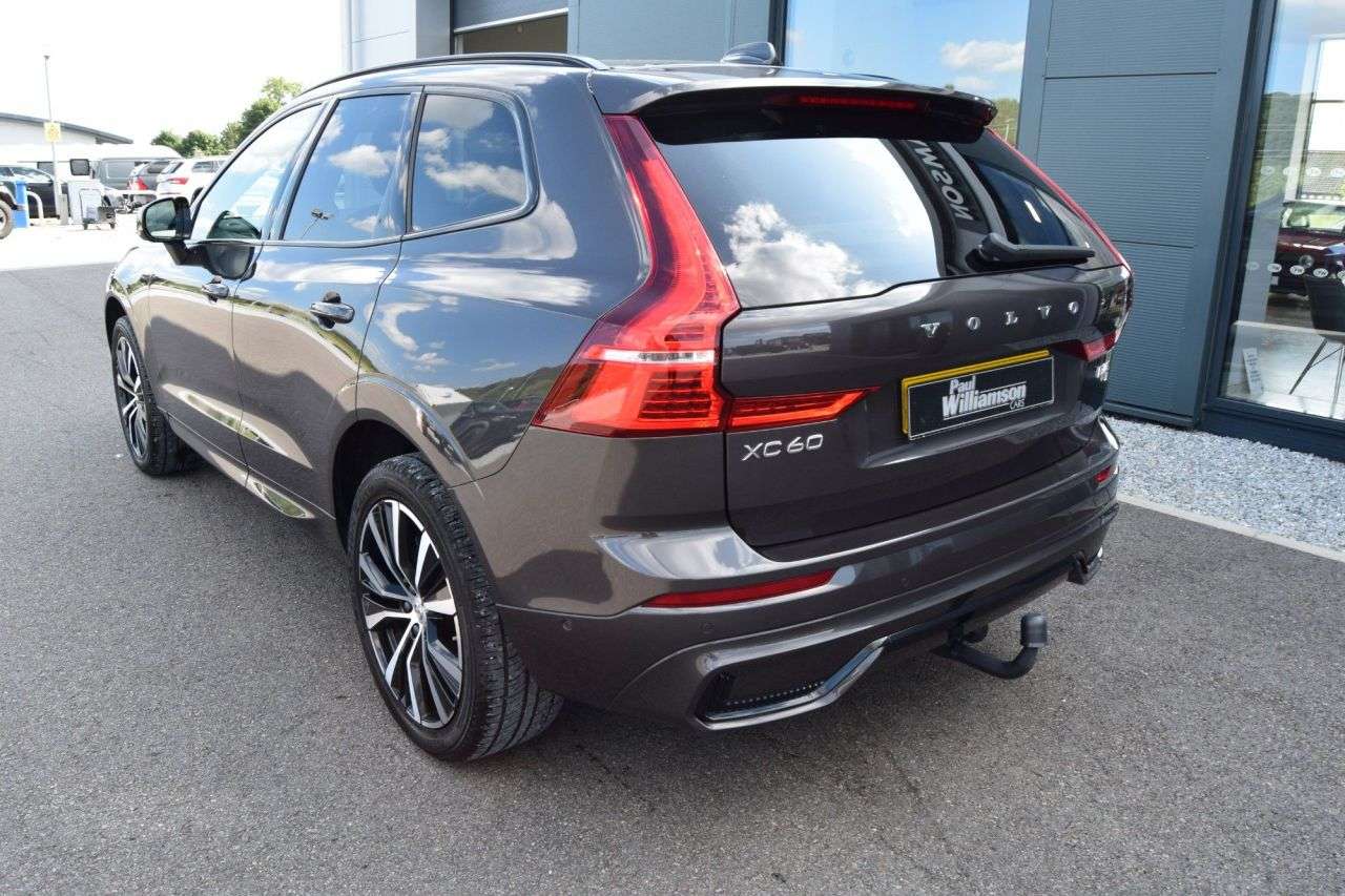 2022 VOLVO XC60 2022 VOLVO XC60