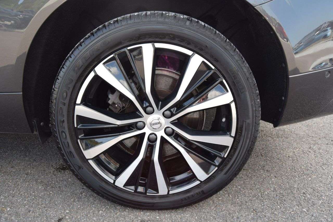 2022 VOLVO XC60 2022 VOLVO XC60