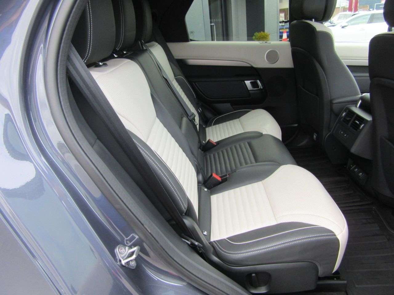 2024 LAND ROVER DISCOVERY 2024 LAND ROVER DISCOVERY