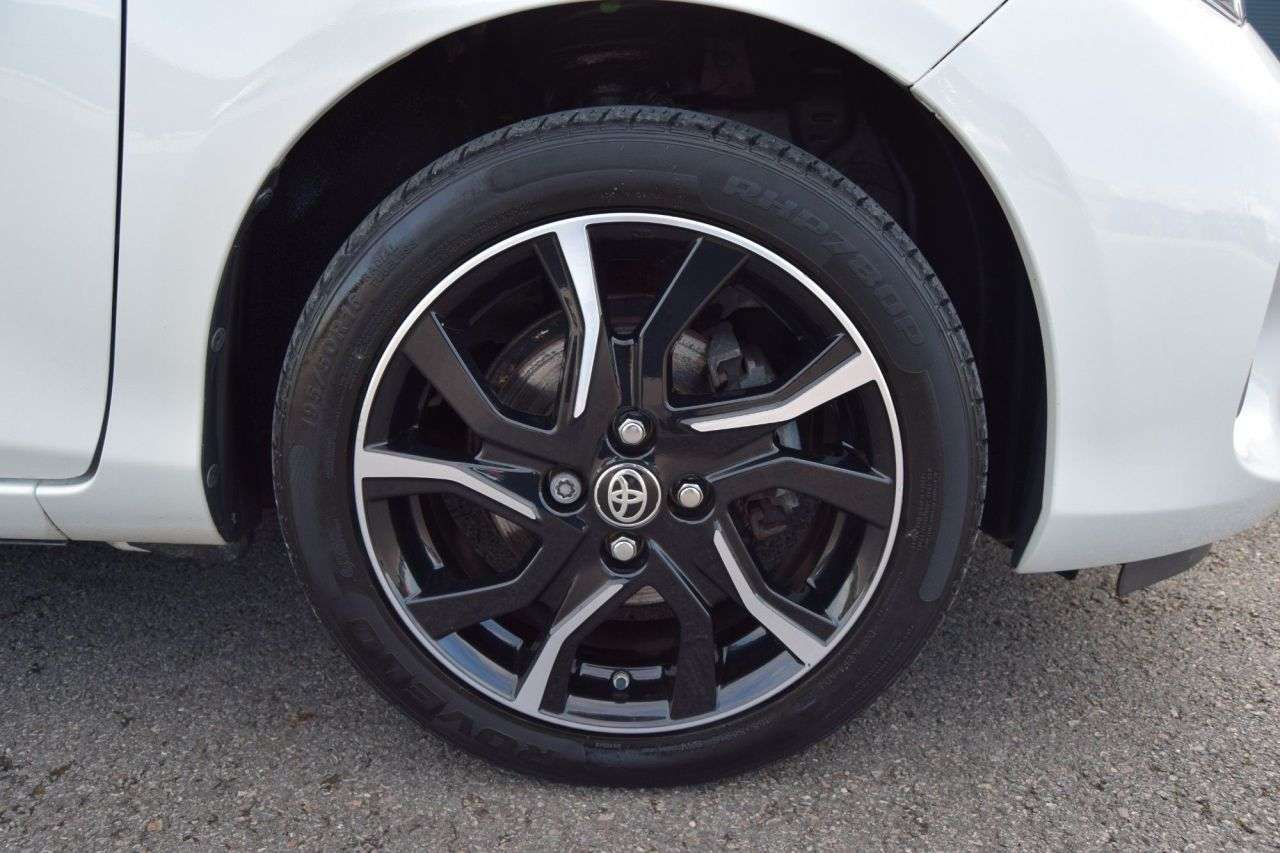 2016 TOYOTA YARIS 2016 TOYOTA YARIS