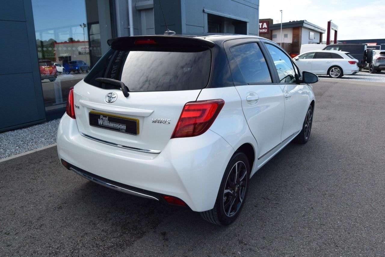 2016 TOYOTA YARIS 2016 TOYOTA YARIS