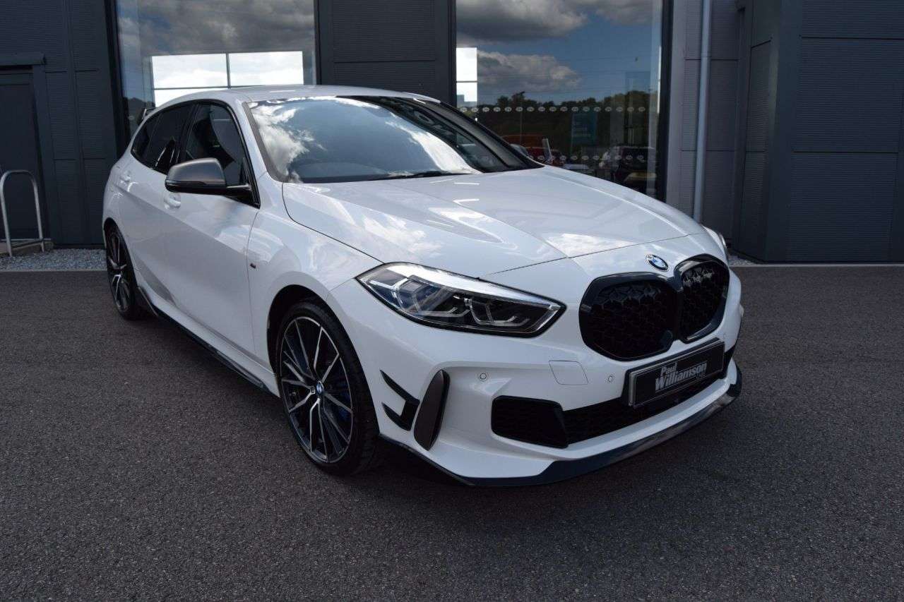 A 2023 BMW 1 SERIES 2.0 M135i Hatchback 5dr Petrol Auto xDrive Euro 6 (s/s) (306 ps) A 2023 BMW 1 SERIES 2.0 M135i Hatchback 5dr Petrol Auto xDrive Euro 6 (s/s) (306 ps)