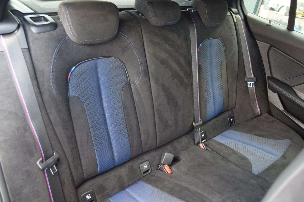 2018 BMW 1 SERIES 2018 BMW 1 SERIES